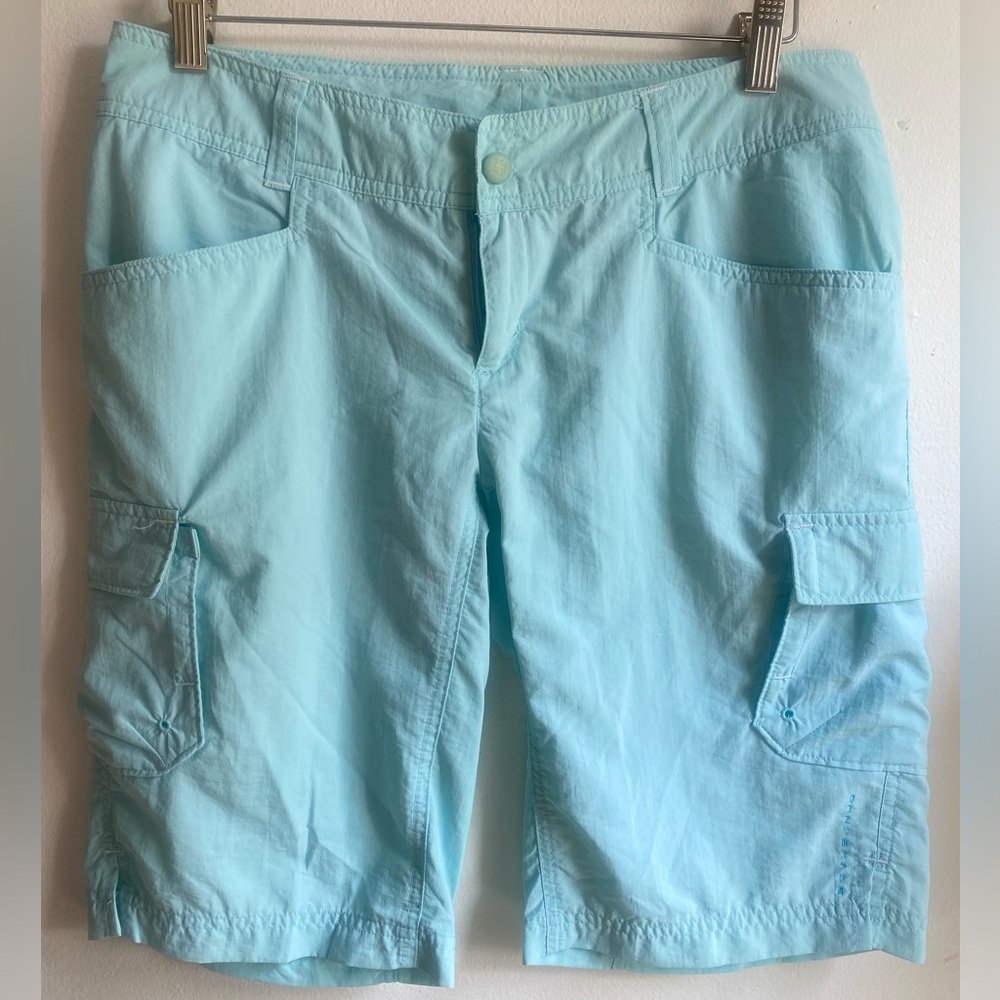 Columbia Women's Light Blue Shorts